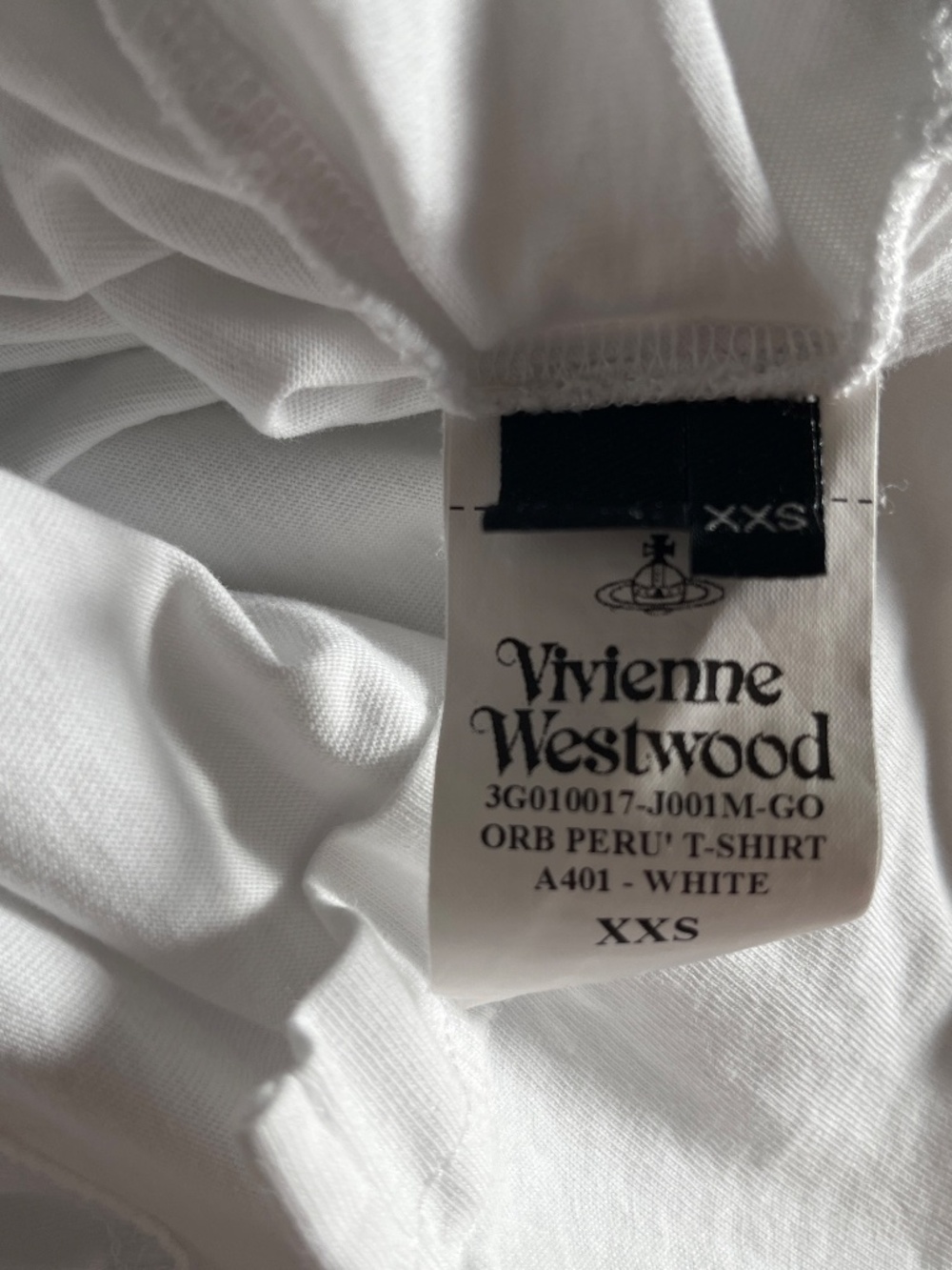 VIVIENNE WESTWOOD White T